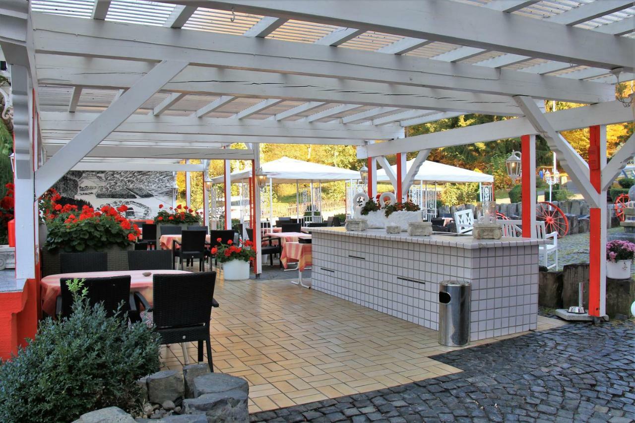 Studentenmuehle Hotel - Restaurant Nomborn Exterior foto